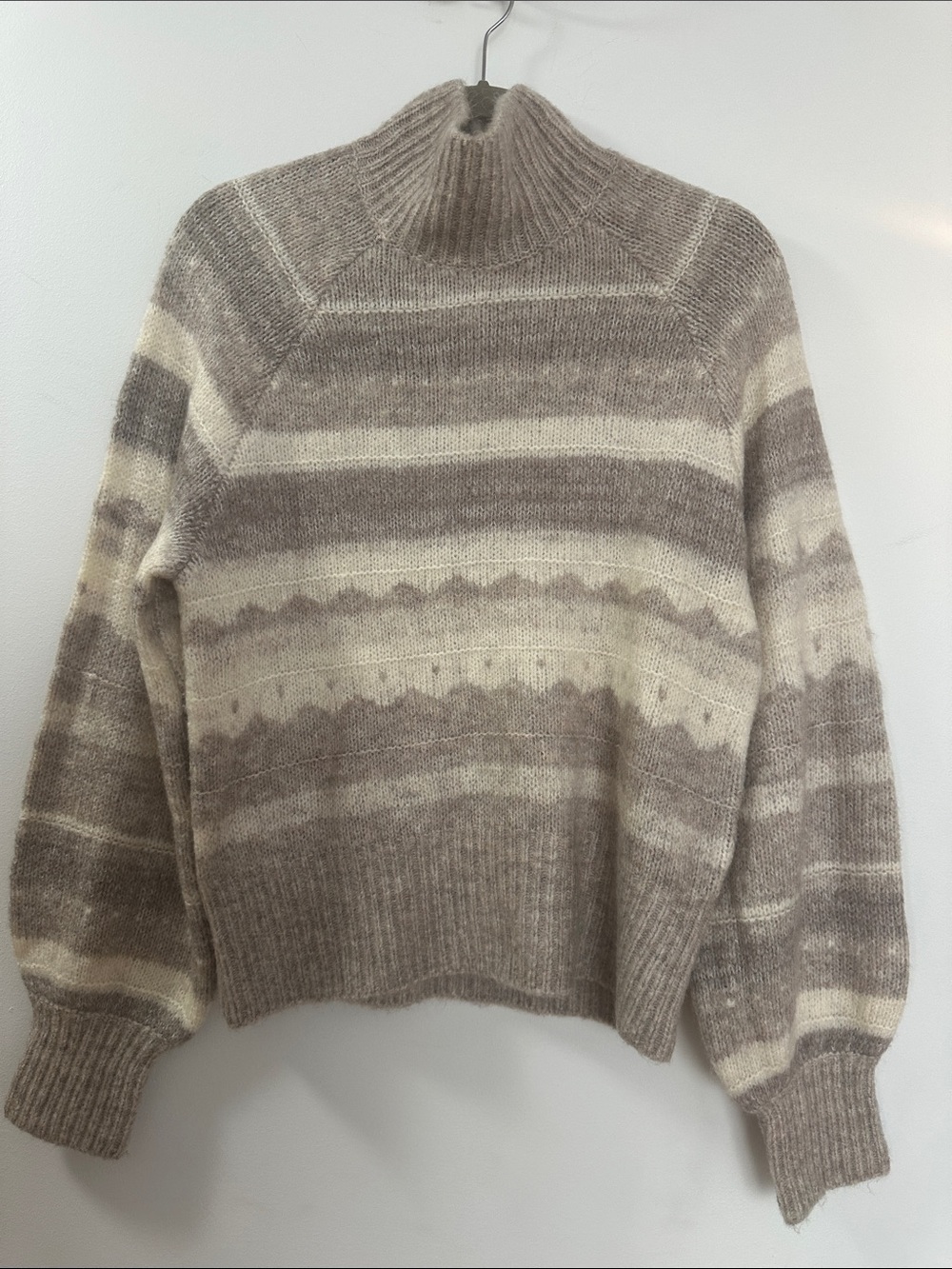 Abercrombie & Fitch Beige and Cream Striped Turtleneck Sweater